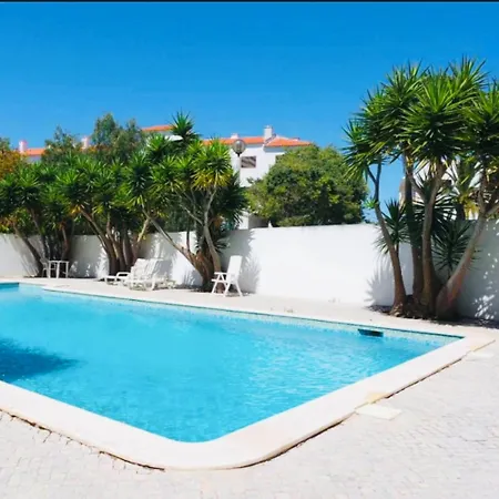 Cosy Flat In Central With Pool Apartament